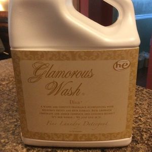 Tyler Glamorous Wash